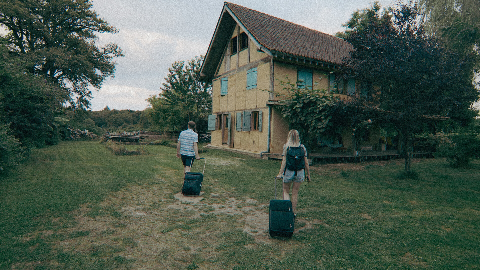 Photo 4 Lapiz_stills_edited-8.jpg